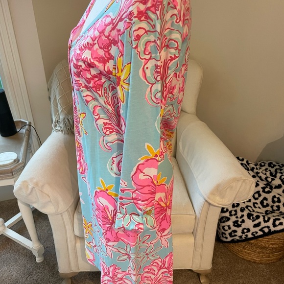 Lilly Pulitzer floral shift dress - Picture 3 of 8